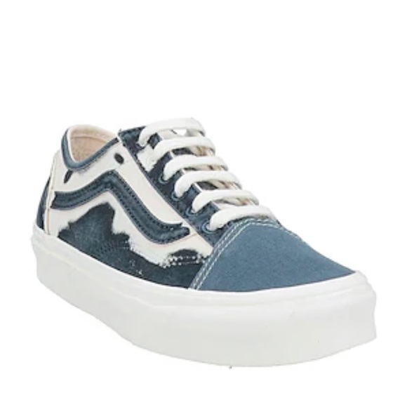 VANS - Picture 5 of 6